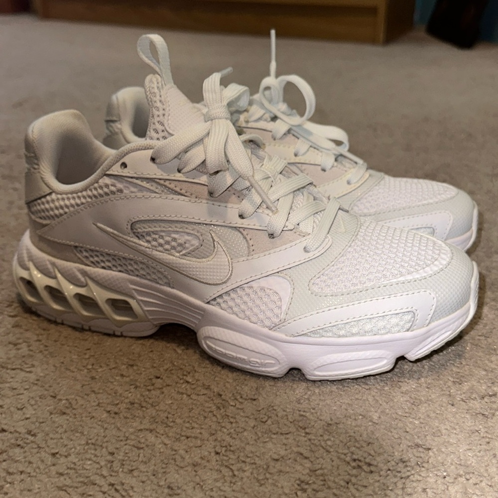Women’s Nike air zoom